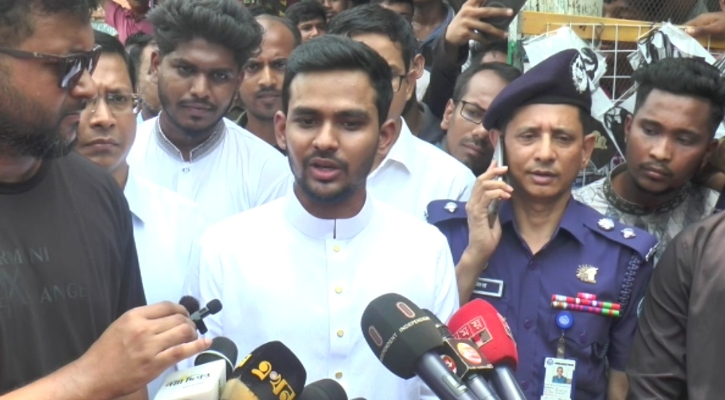 যথাসময়ে রোডম্যাপ দেবে নির্বাচন কমিশন: উপদেষ্টা আসিফ মাহমুদ